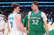 乐鱼登录入口-NBA新秀赛季数据：弗拉格得分第一，克努佩尔新秀榜排名第一
